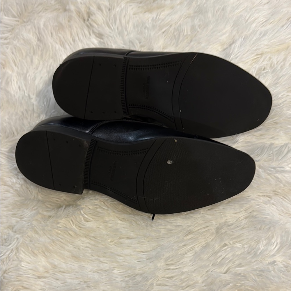 Men's Black Leather Dress Shoes - Picture 2 of 4